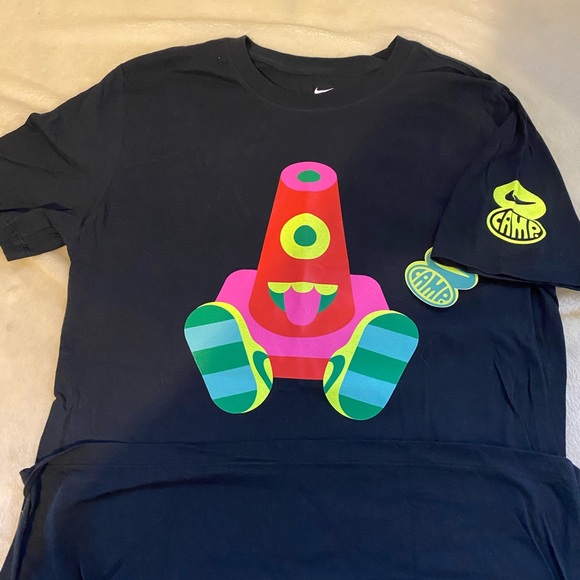 Nike Black Camp Sort Sleeve Tee- NWT - Picture 1 of 5